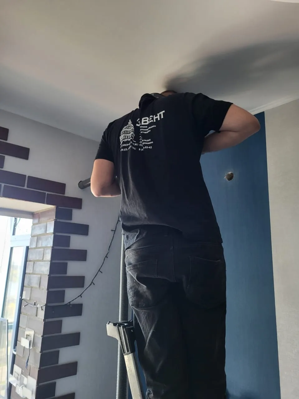 Монтаж мульти сплит-системы на Выборгском шоссе 27 к 3 Монтаж мульти сплит-системы на Выборгском шоссе 27 к 3