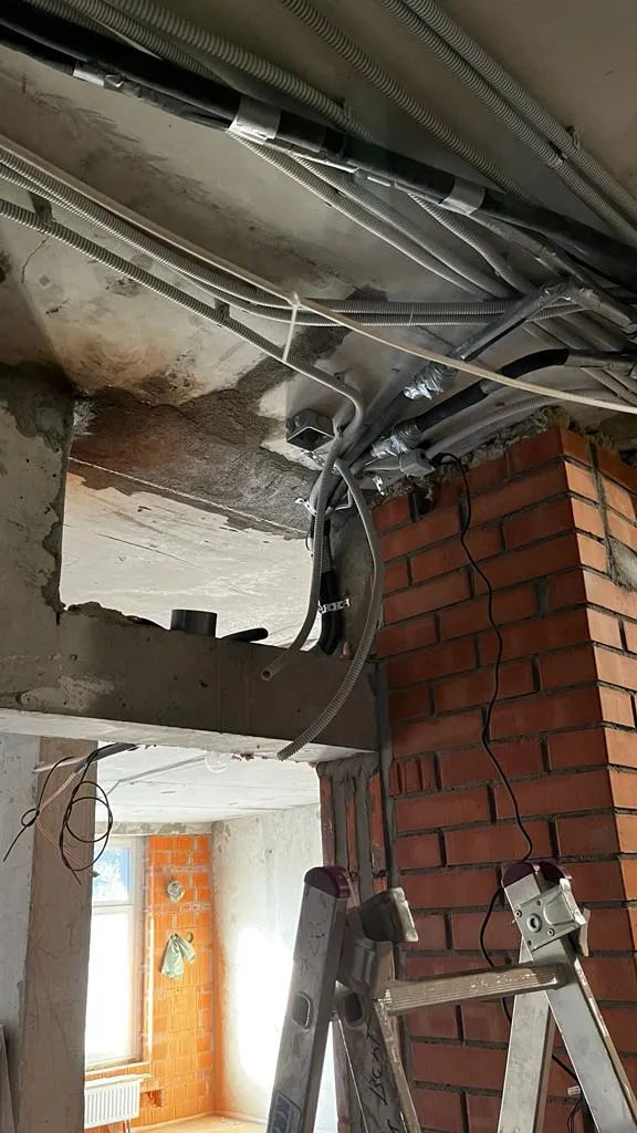 Многофукциональная работа в квартире на Тореза Многофукциональная работа в квартире на Тореза