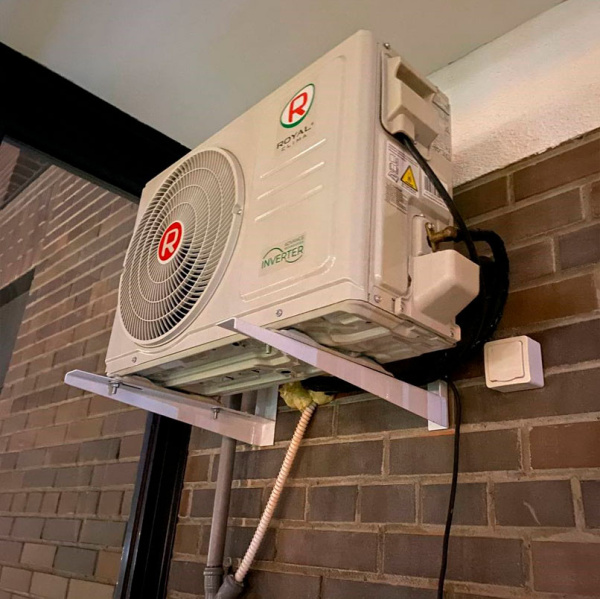 Кондиционер Royal Clima TRIUMPH INVERTER UPGRADE RCI-TWN22HN (комплект)