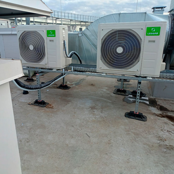 Кондиционер Lessar LS H28KPA2 LU H28KPA2