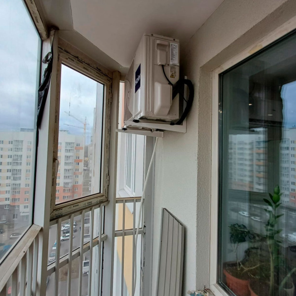 Кондиционер Haier Tundra AS12TT5HRA/1U12TL4FRA