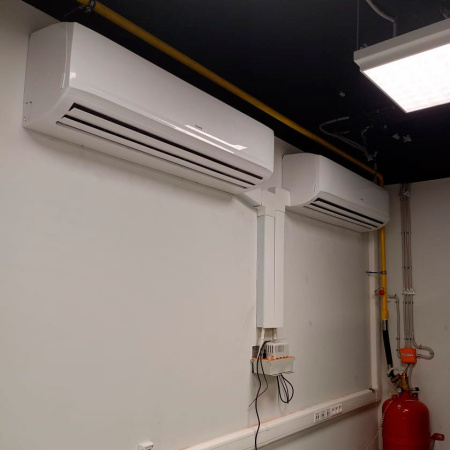 Кондиционер Lessar LS H28KPA2 LU H28KPA2
